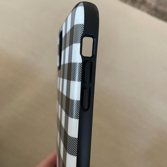 Loopy IPhone 11/10 Original case Black & White Checkered- NO LOOP - Picture 2 of 4